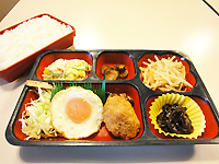 日替わり弁当・・・385円(+40円でごはん大盛り!)